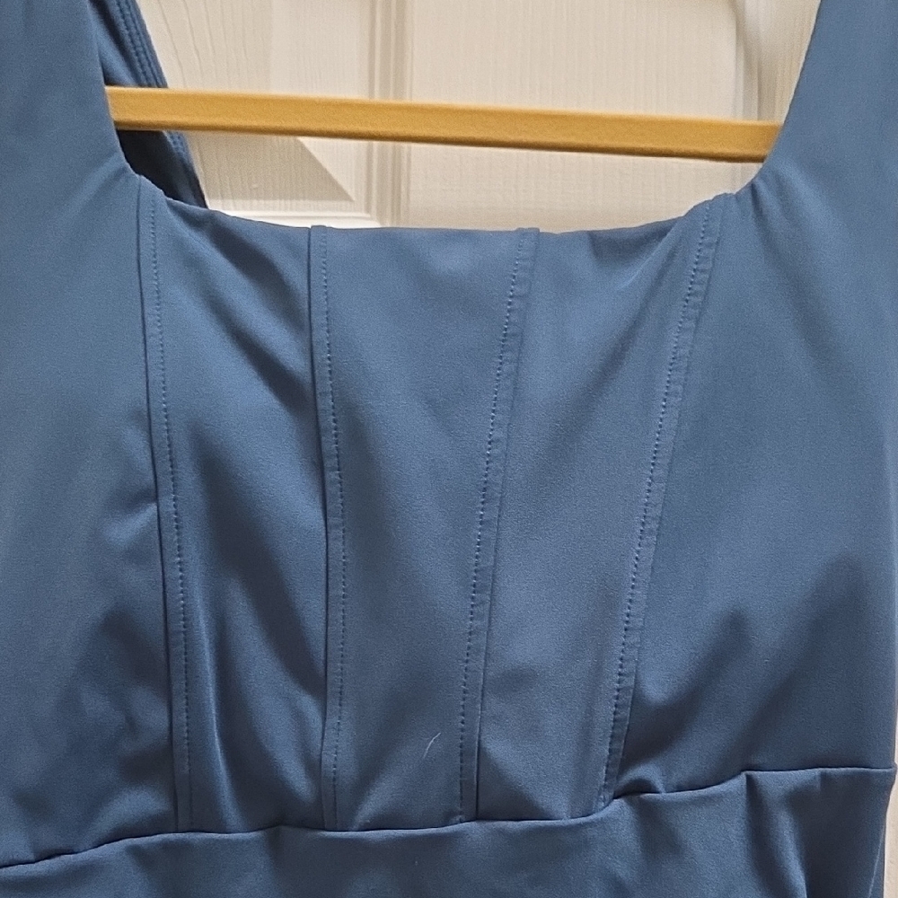 HALARA Chic Blue Midi Dress - Picture 5 of 5